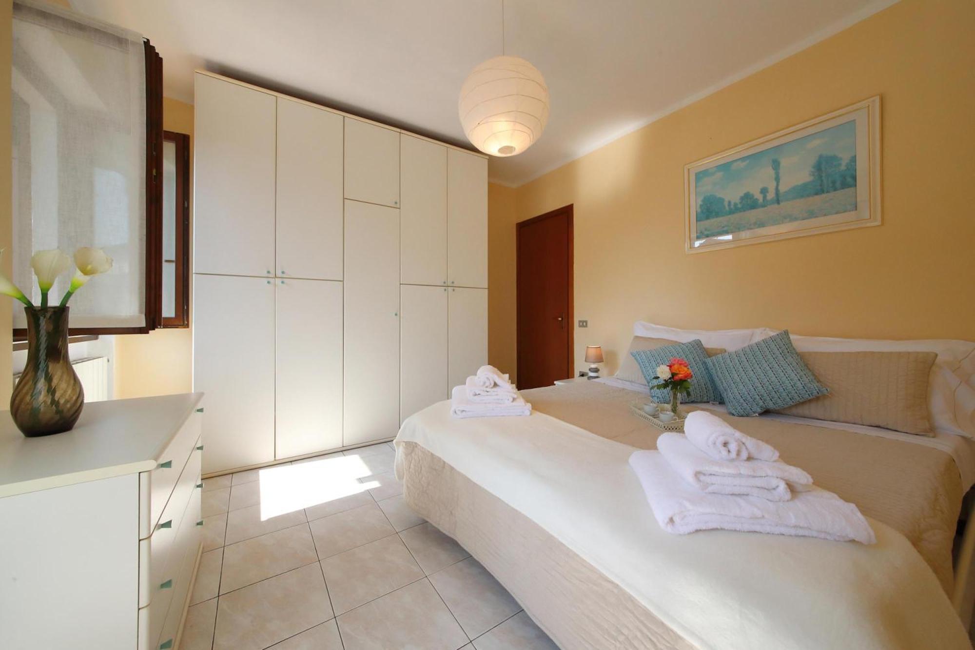 Petalo Bianco 100M From Lake - Happy Rentals Baveno Exterior photo